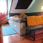 Lisbon Heart Apartments - Green Apartment By Lovelystay