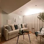 Lisbon Apartment Bairro Alto 4