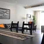 Lux Apartment With Pool And Garage
