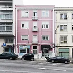 Vita Portucale ! Lisbon Design Apartment With Terrace