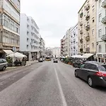 Vita Portucale ! Lisbon Design Apartment With Terrace