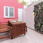 Vita Portucale ! Lisbon Design Apartment With Terrace