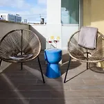 Lisbon Central Apartment With Balcony