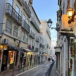 Alfama Heart For Two Apartment