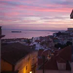 Alfama Patio Apartments