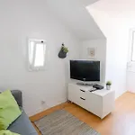 Lisbon Avenida Roof Apartment