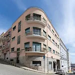 Limehome Lisbon Calcada Do Cardeal
