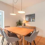 Guestready - Spacious 2 Bedroom Apt Near The River