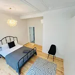 Lisbon City Center 3 Bedroom Flat Next To Avenida Liberdade