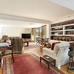 Elegant Flat