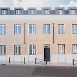 Lisbon Orange House - Elegant Two-Bedroom Apartment Rc E