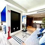 Elegant Studio Santos, Lisbon