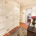Lovelystay - Campo Pequeno Charming Apartment