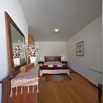 Chiado Apartments