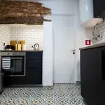 Ola Lisbon - Castelo V