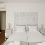 Downtown Charming Apartment
