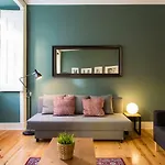 Gloria By Central Hill Apartments