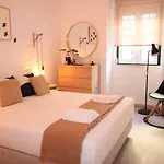 Apartamento Nas Olaias A 5 Minutos Da Faculdade Isel E Ist