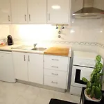 Apartamento Nas Olaias A 5 Minutos Da Faculdade Isel E Ist