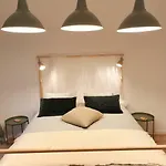 Lisbon Chile Out Rooms By Host-Point