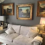 Tomas House