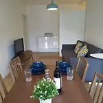 Lisbon Central Apartment In Entrecampos
