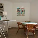Avencas Beach House - Ocean View