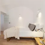 Studio Hideaway With Easy Access To Lisbon Center