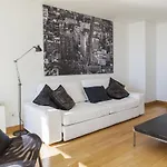 RENT4REST LISBON PARQUE DAS NAÇÕES 17Th FLOOR RIVER VIEW