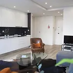 Flh Campo De Ourique Bright Apartment