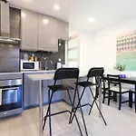 Almirante Balcony By Homing