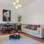 Charming Chiado 2Bedr W/Balcony And View
