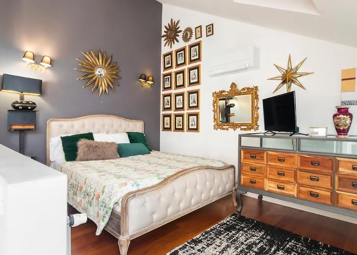 3 Bedroom Villa In Central Lisbon