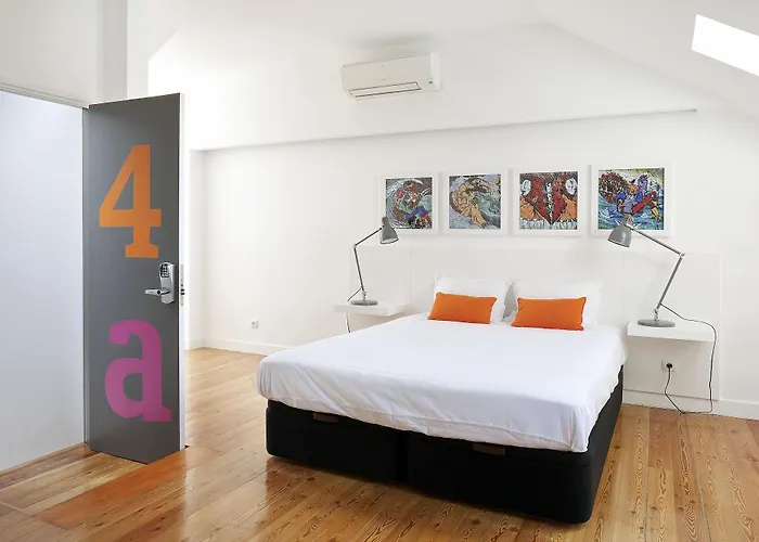 Hello Lisbon Santos Apartments