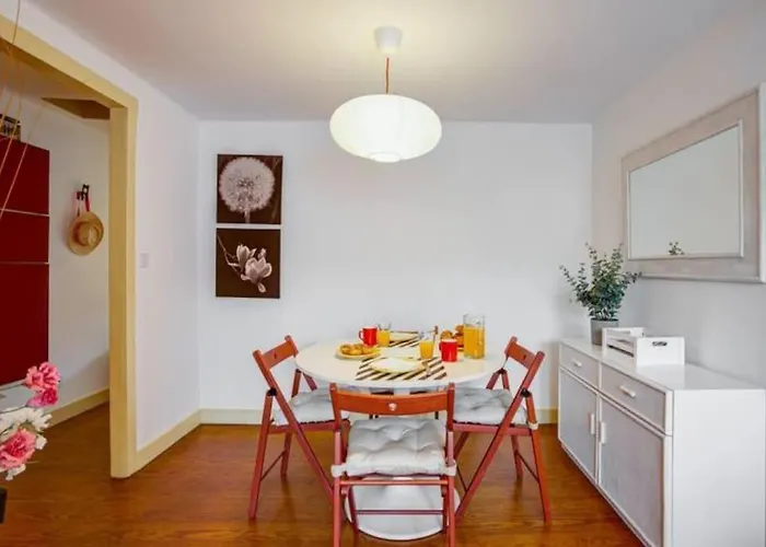 Balcony Apartment In Lisbon Center