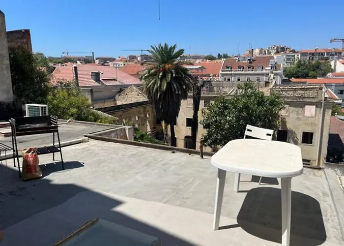 Apartamento Com Terraco E Churrasqueira