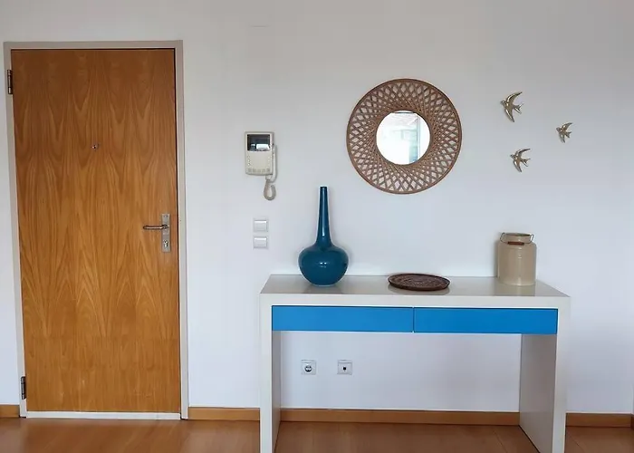 Apartment Near Airport & Citycenter Free Parking