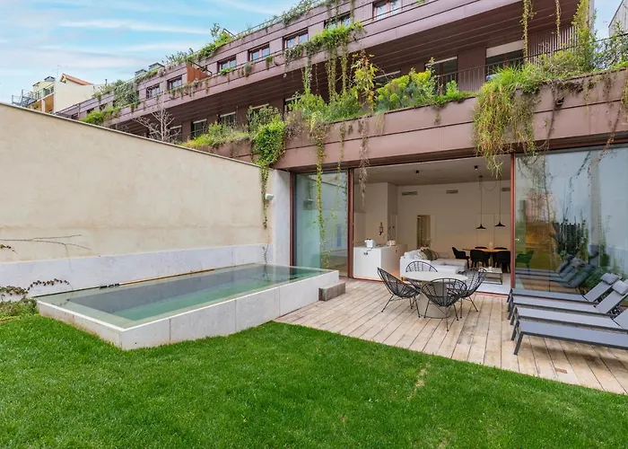 Hidden Pearl W/ Patio & Pool By Lovelystay