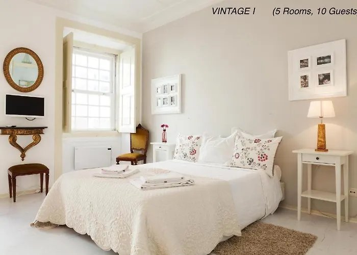 Alfama Vintage 1 Ten Guests - Alfama Vintage 2 Five Guests - Alfama Vintage 3 Three Guests