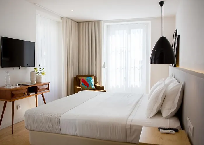 The 8 - Downtown Suites
