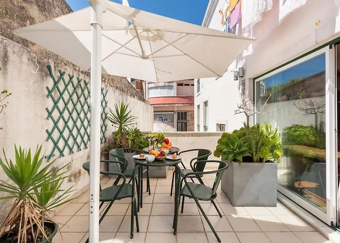 Patio - 57655Al