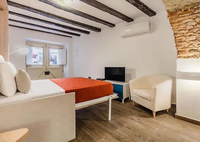 Alfama Guest Inn Studio