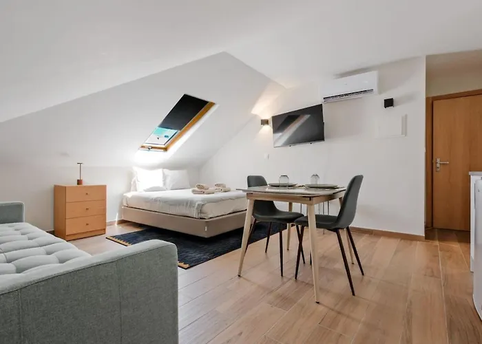 Lovely Studio Fully Equipped Near Subway N12