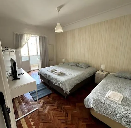 Habitacion Privada Para 3 Grande Con Balcon