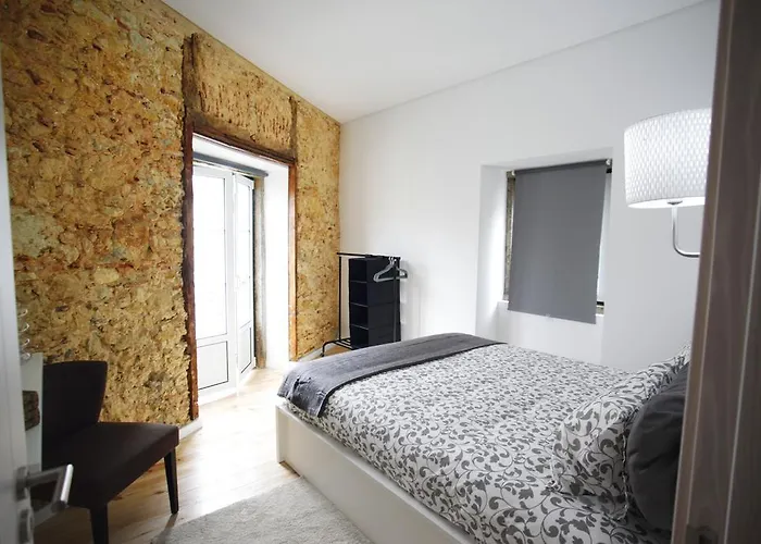 Charming Bairro Alto Apartment