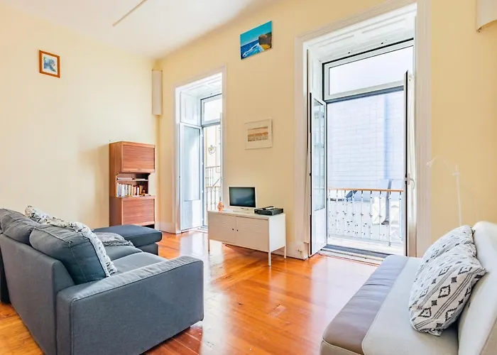 Lisbon Boulevard Quiet Apartment