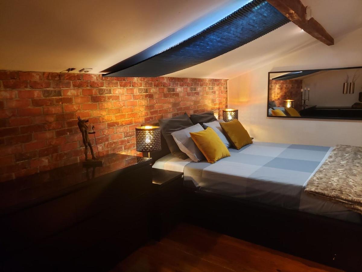 Room With Private Wc With Free Parking * Lisbon