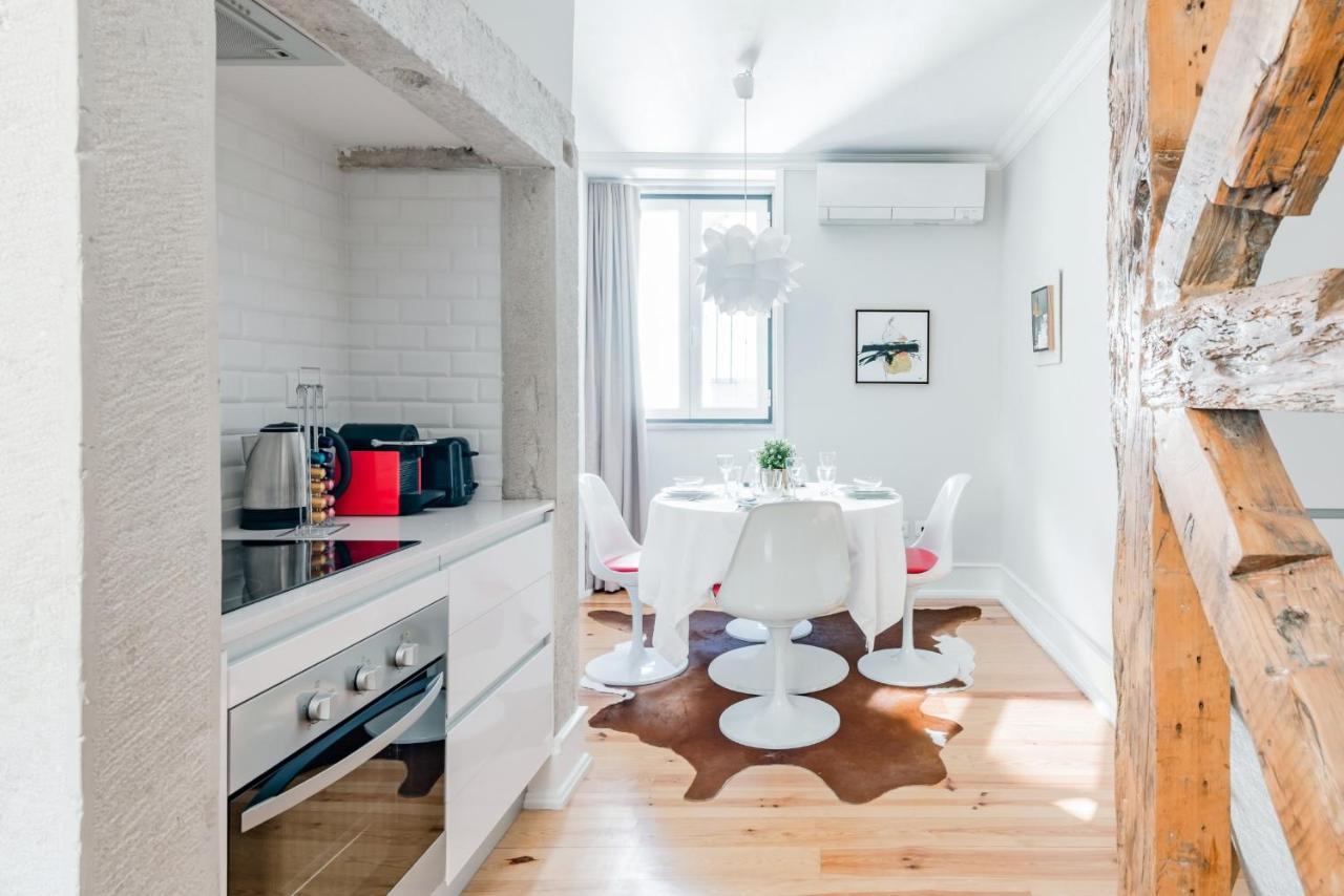 Center V Apartment *