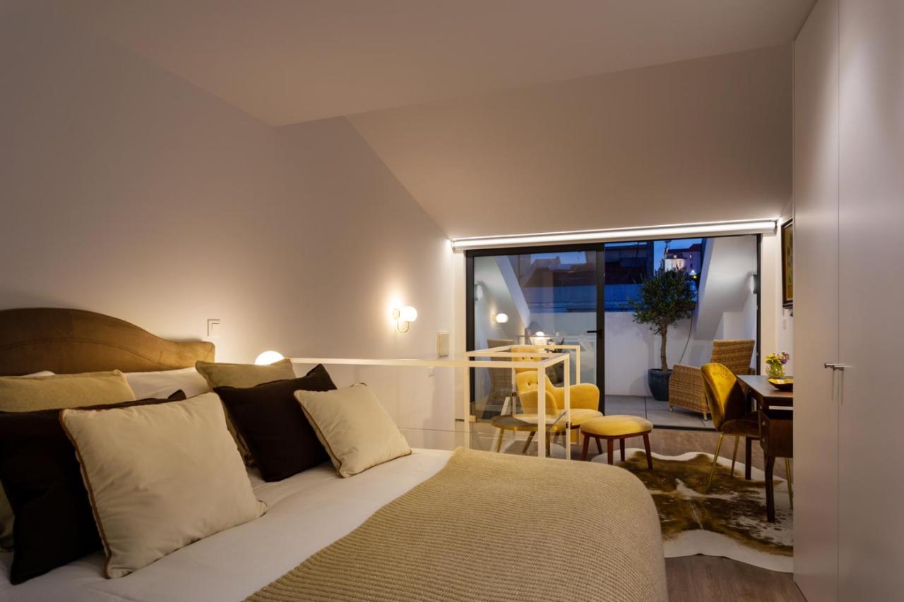 Apartment Stupendo-three Rooms-suite With Terrace -center -air Conditioning-free Park Lisbon