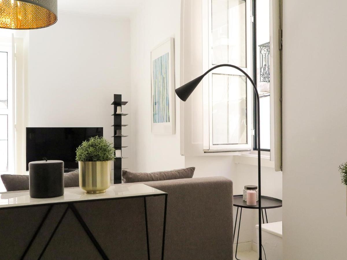 Apartment Bica Sunshine Bright And Cozy Lisbon